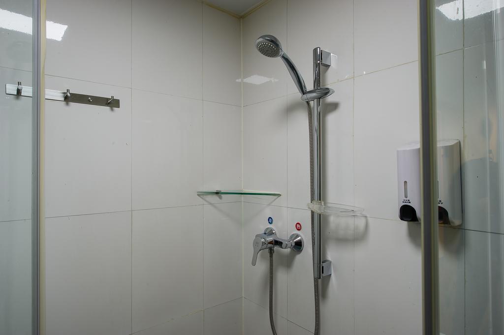 Hotel 7Days Premium Guilin Seven Star International Exhibition Center Camera foto